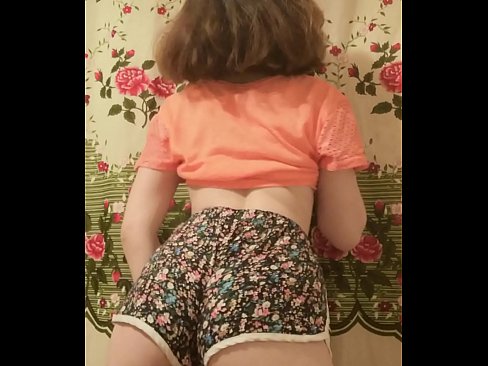 ❤️ Секси млада мадама сваля шортите си пред камерата. ️❌ Порн видео в bg.com-porn-kai.ru ❤