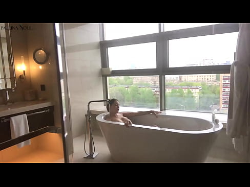 ❤️ Огромна мадама Страстно дрънкане на путката си в банята ️❌ Порн видео в bg.com-porn-kai.ru ❤