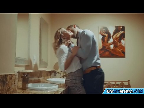 ❤️ Когато наедряла блондинка ви съблазни в обществена тоалетна ️❌ Порн видео в bg.com-porn-kai.ru ❤